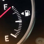 service indikator bensin motor